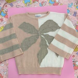 Vintage 80’s sweater with beading floral design